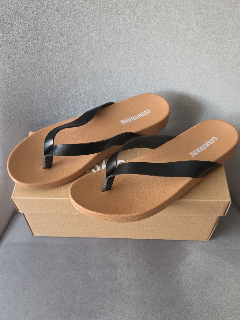 Cushionaire Women's Tan Footbed Sandal with Black Straps